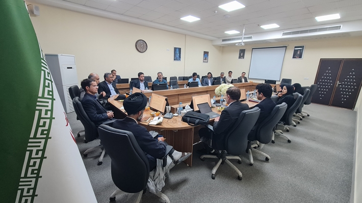 نخستین نشست شورای مدیران دانشگاه در سال ۱۴۰۵ با محوریت ارتقای بهره‌وری و برنامه‌ریزی عملیاتی سال جاری برگزار شد